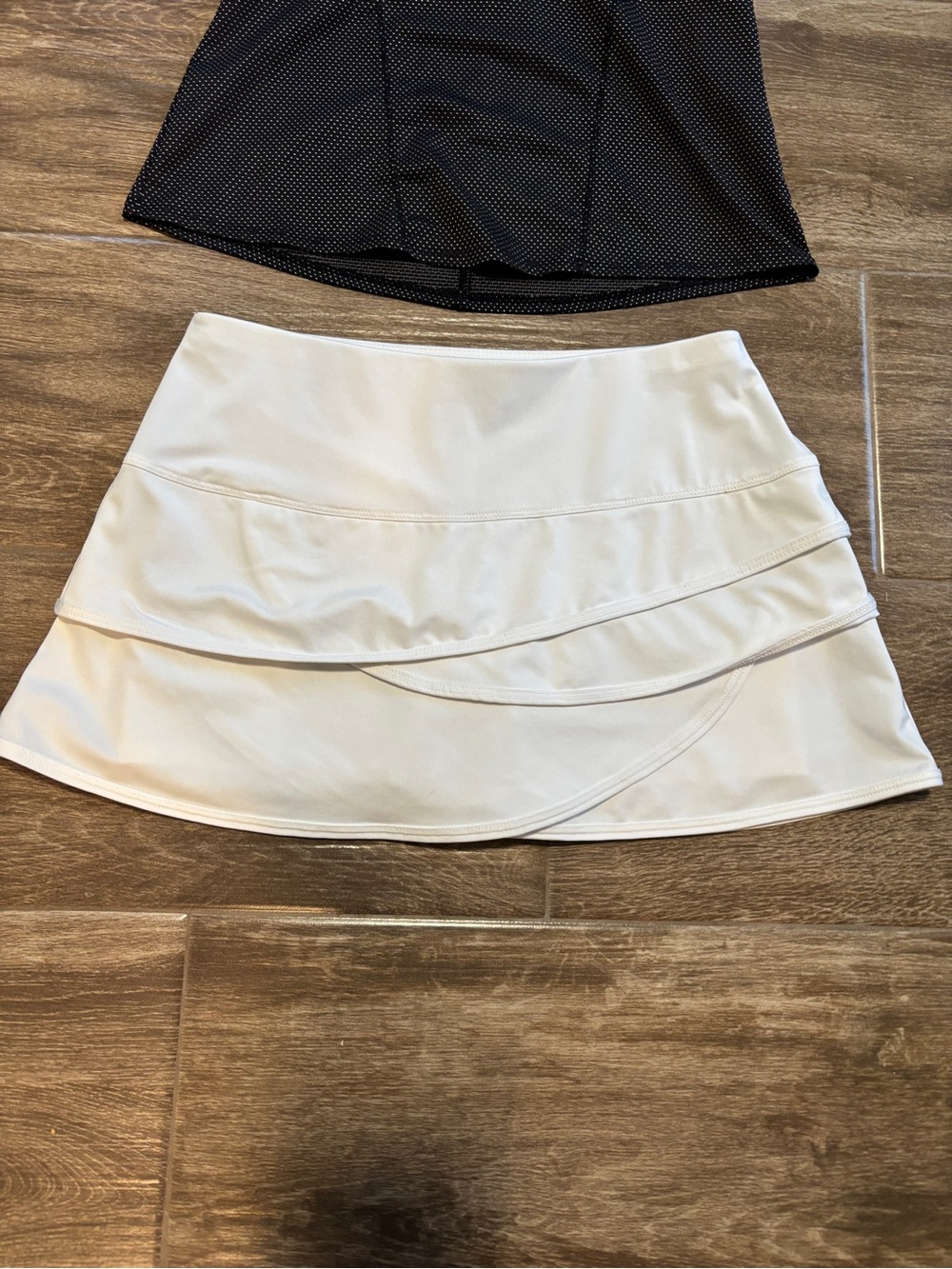 Lucky in Love White Sz S Activewear Set RUFFLED Bottom & Polka Dot Tank Tennis - Picture 2 of 10